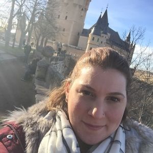 Meet your Posher, Andrea